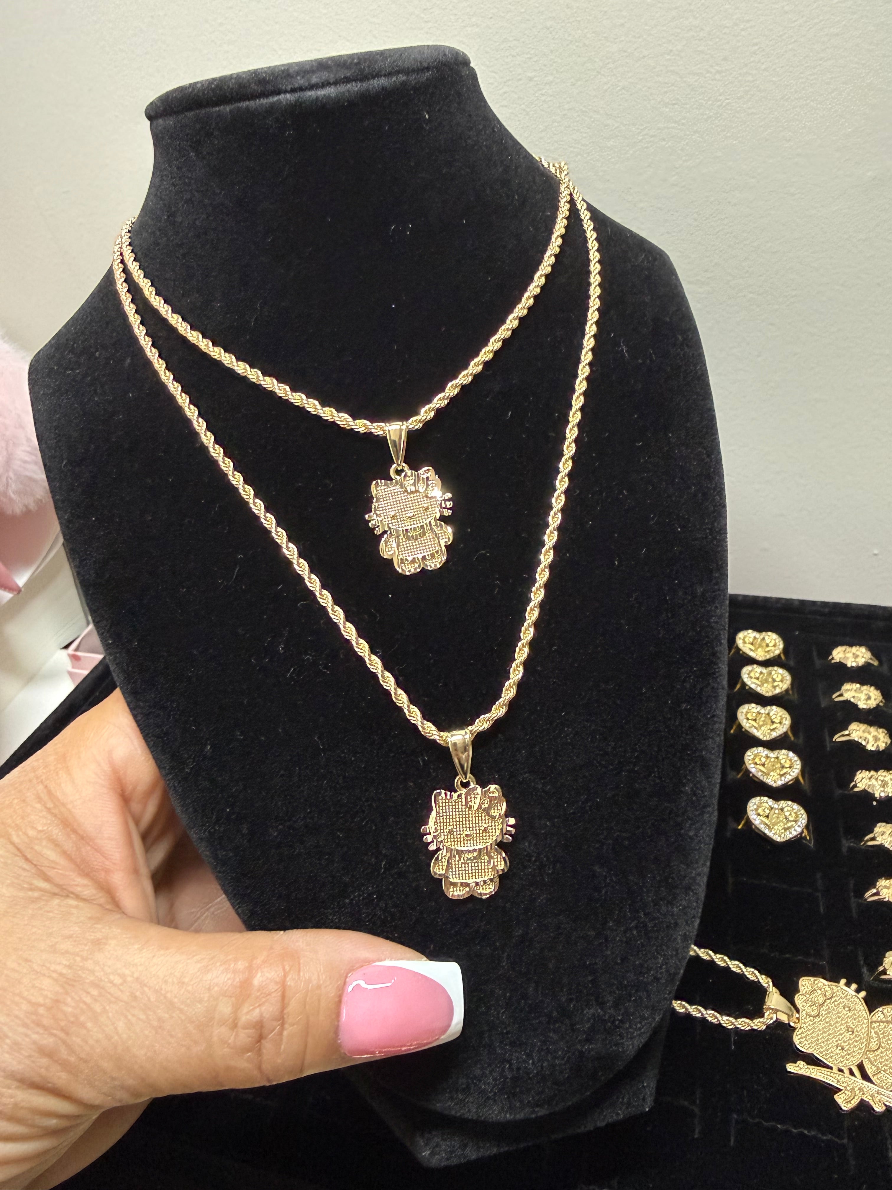 Small Body Hello Kitty Necklace
